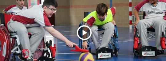 Nace-el-fútbol-accesible-y-sobre-ruedas-el-«foothand»:-la-inclusión-se-mueve-desde-la-cancha